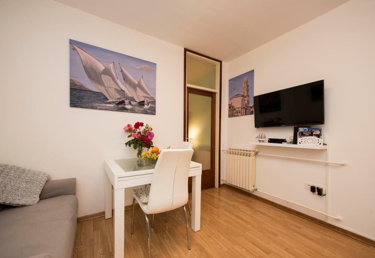 Apartment Pax Split Buitenkant foto